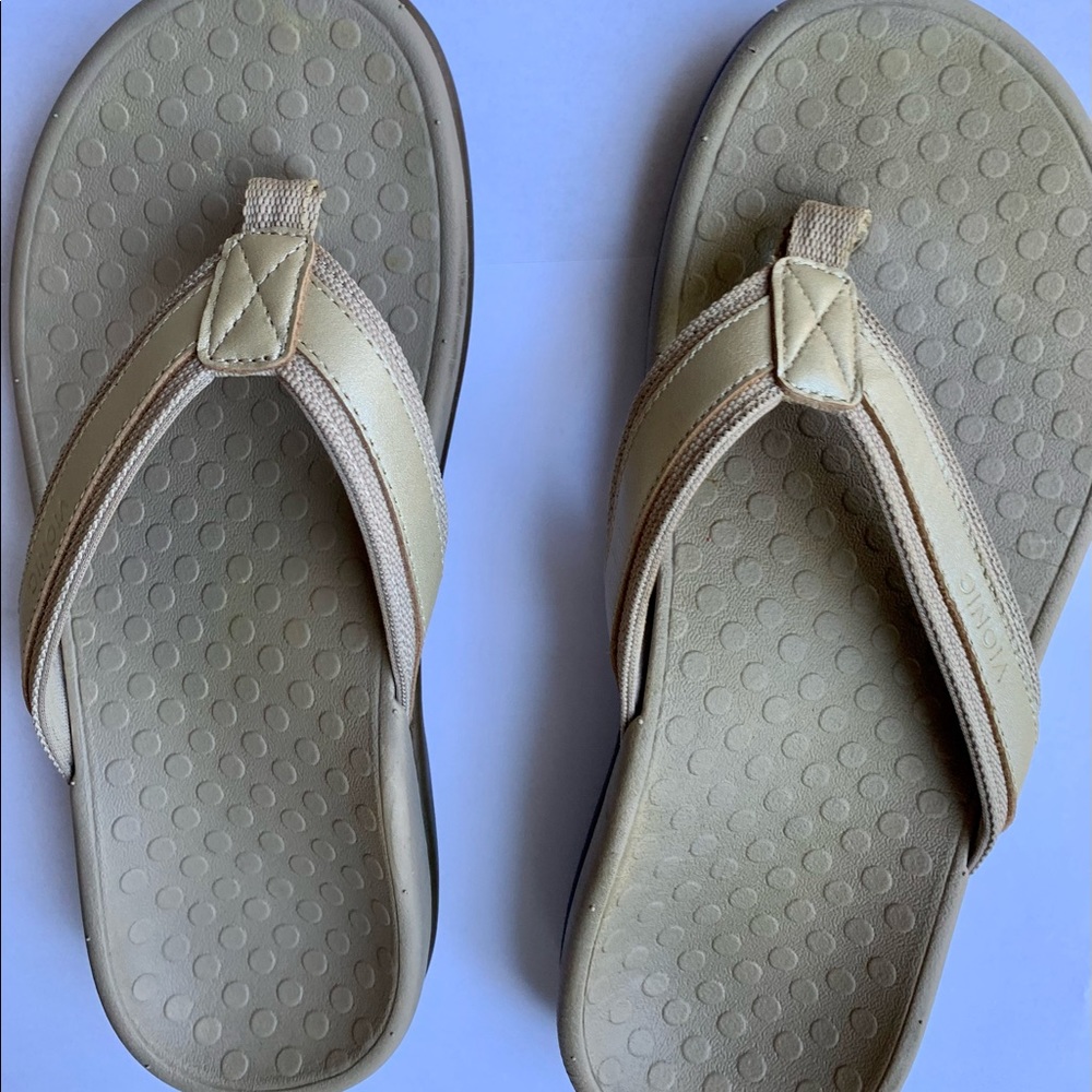 Tan Vionic Wedge Sandals Size 6 Like New